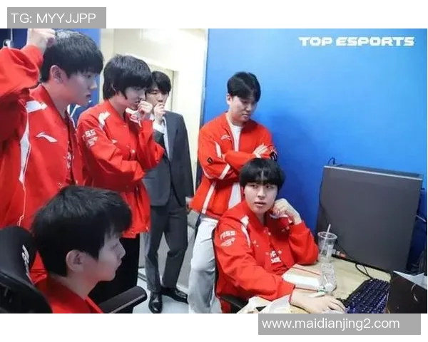 esports数据英雄联盟深度解析FPX战队如何通过团队协作实现辉煌成就